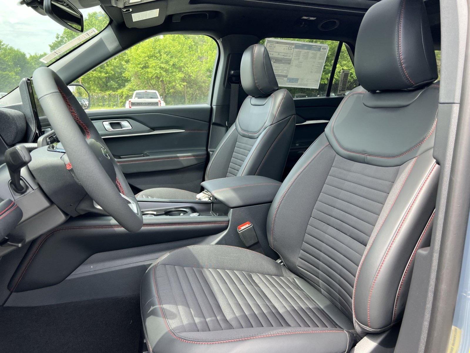 New 2026 Ford Explorer ST-Line w/ ST-Line Street Pack AWD/4WD image 13