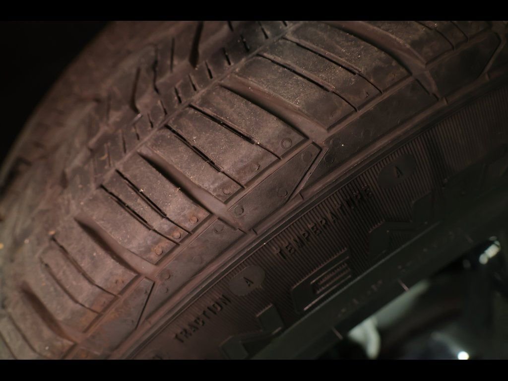 Used 2024 Chevrolet Traverse RS w/ LPO, Floor Liner Package image 27