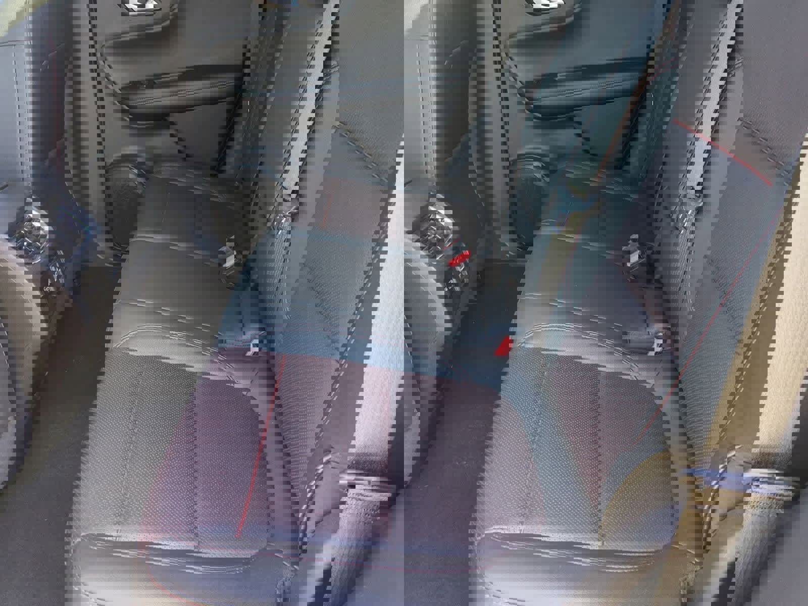 Used 2022 Chevrolet Blazer RS w/ Enhanced Convenience Package image 19