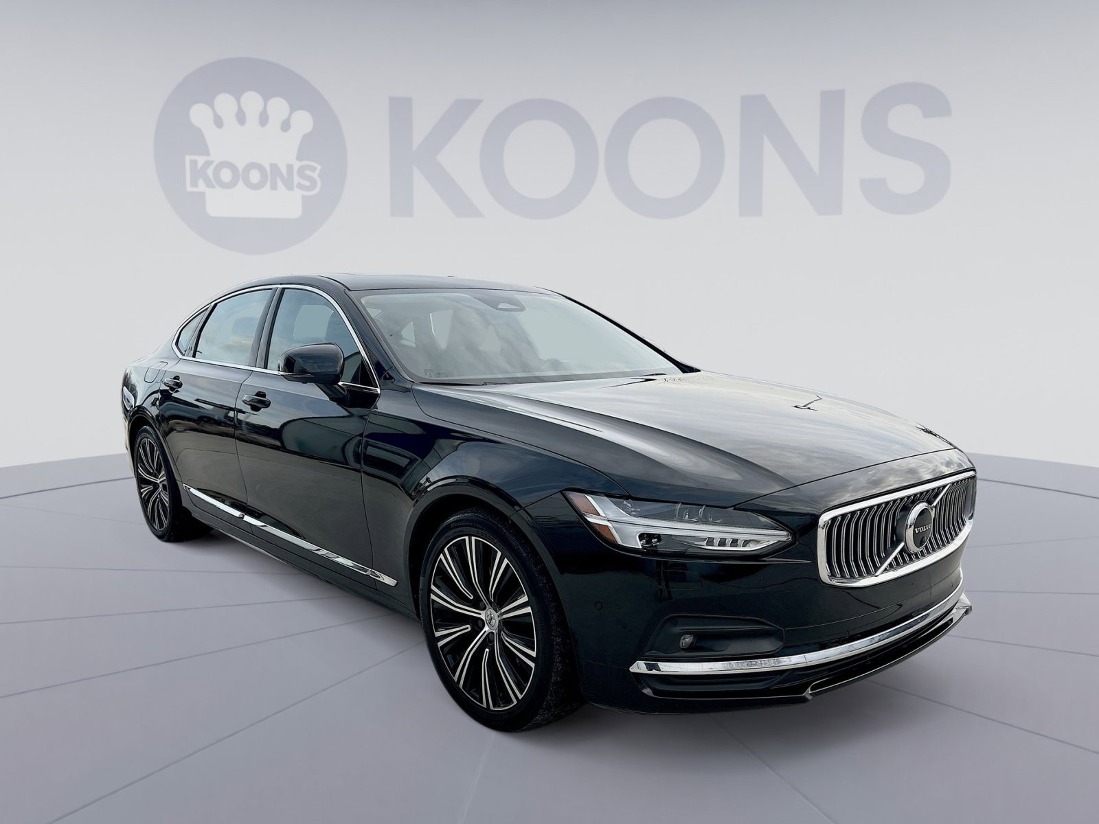 Used 2023 Volvo S90 B6 Plus image 10