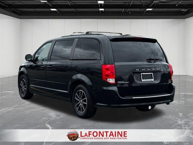 Used 2017 Dodge Grand Caravan GT FWD image 3