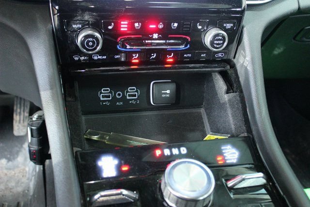 Used 2021 Jeep Grand Cherokee L Overland w/ Advanced Protech Group III AWD/4WD image 19
