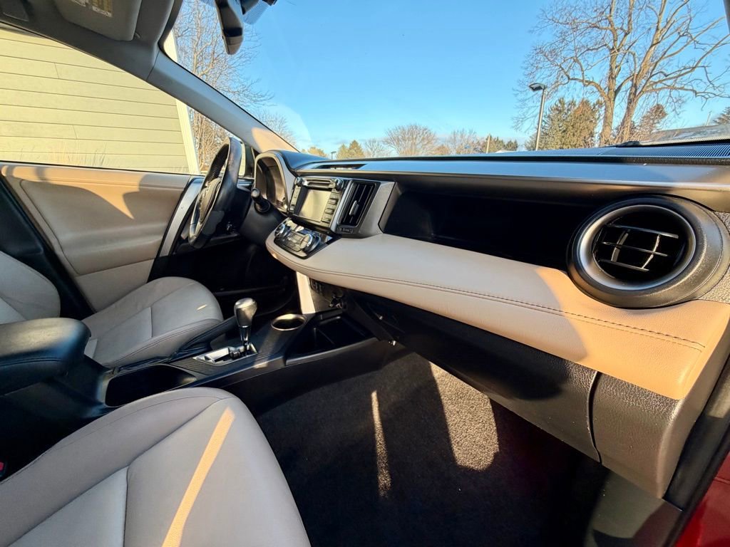 Used 2013 Toyota RAV4 Limited image 21
