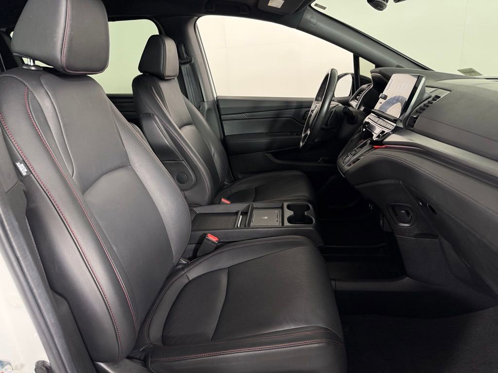 Used 2025 Honda Odyssey Sport-L image 31