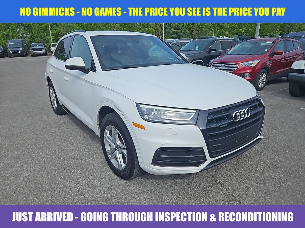 Used 2020 Audi Q5 2.0T Premium w/ Titanium Sport Package image 1