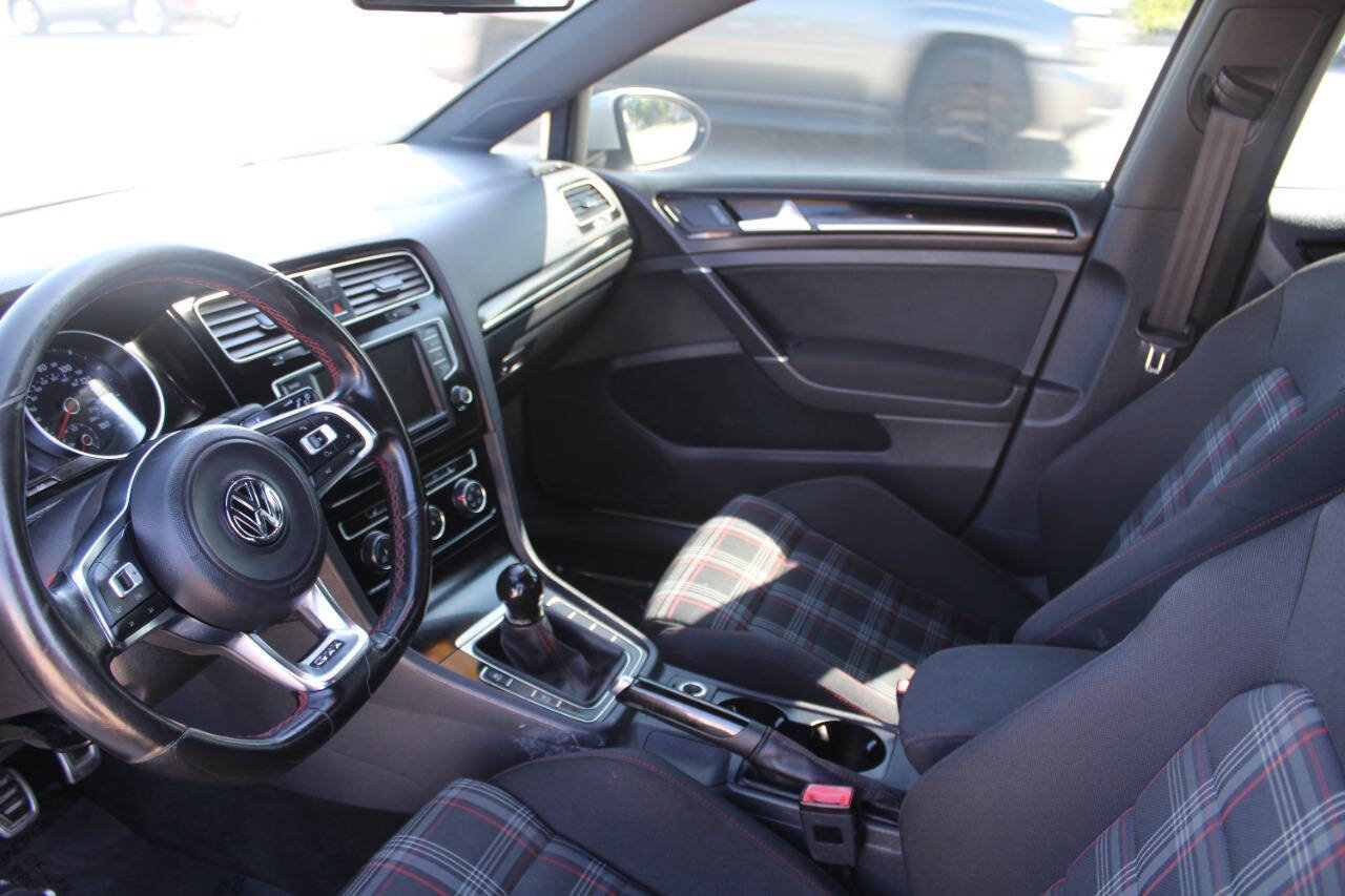Used 2016 Volkswagen GTI S FWD image 20