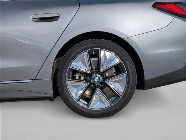New 2026 BMW i4 xDrive40i AWD/4WD image 10