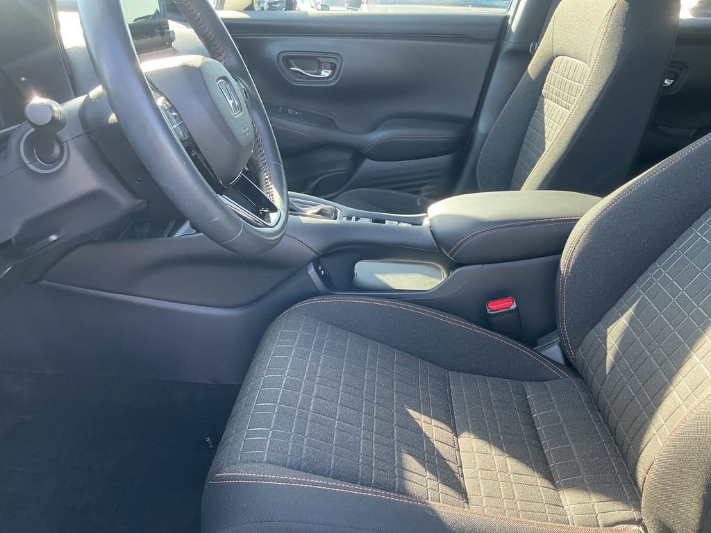 Used 2024 Honda HR-V Sport image 8