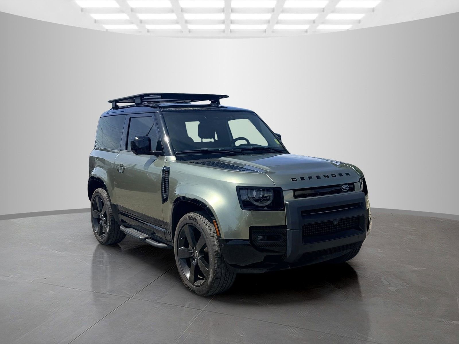 Used 2024 Land Rover Defender 90 X-Dynamic SE AWD/4WD image 3