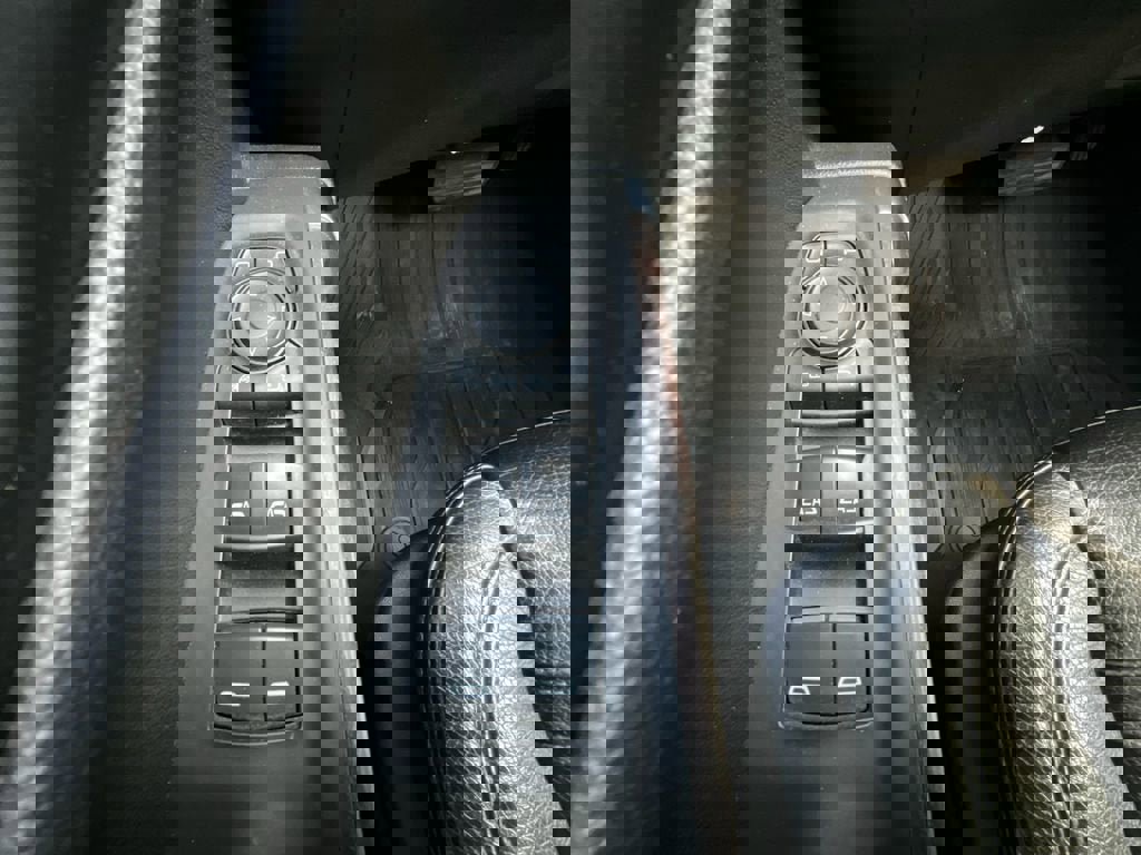 Used 2021 GMC Sierra 1500 Denali w/ Denali Ultimate Package image 18