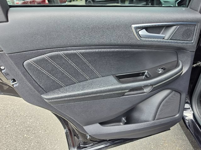 Used 2020 Ford Edge ST w/ Equipment Group 401A AWD/4WD image 23