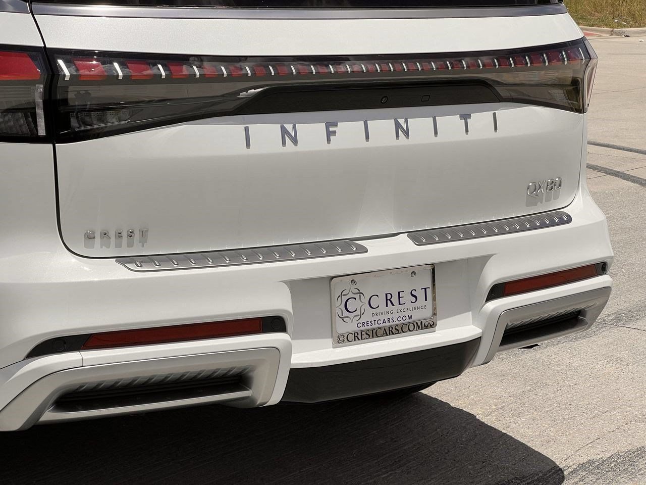 New 2027 INFINITI QX80 Luxe RWD image 6
