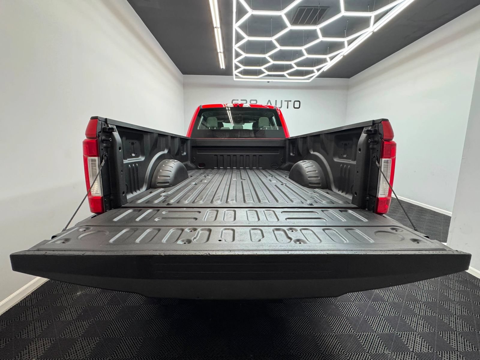 Used 2019 Ford F250 XL w/ XL Value Package AWD/4WD image 7