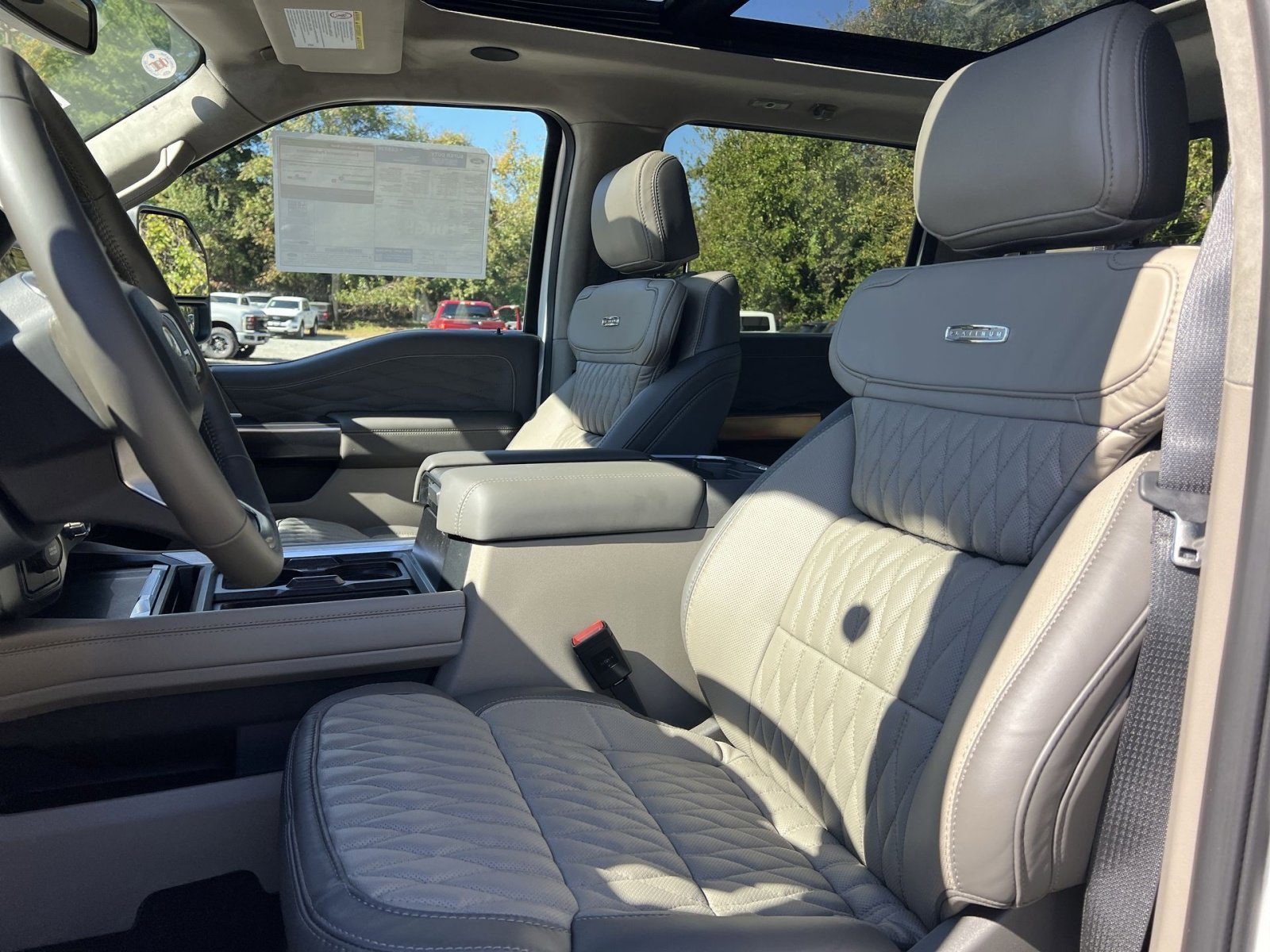 New 2026 Ford F350 Platinum w/ Platinum Plus Package image 13