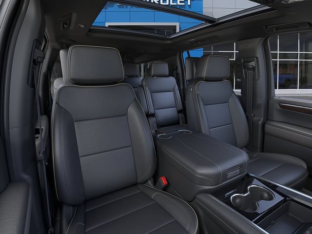 New 2026 Chevrolet Suburban Premier AWD/4WD image 16