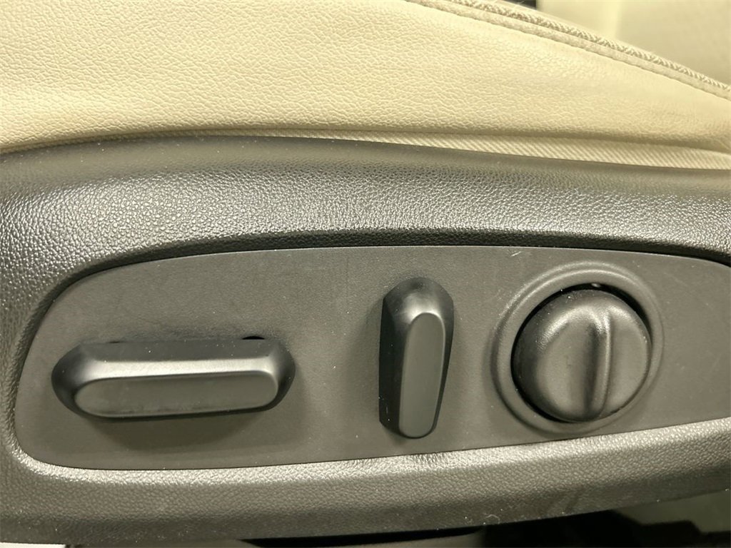 Used 2021 Buick Encore GX Preferred w/ Cold Weather Comfort Package image 10