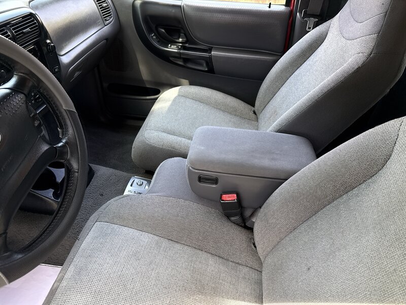 Used 2001 Ford Ranger XLT AWD/4WD image 30