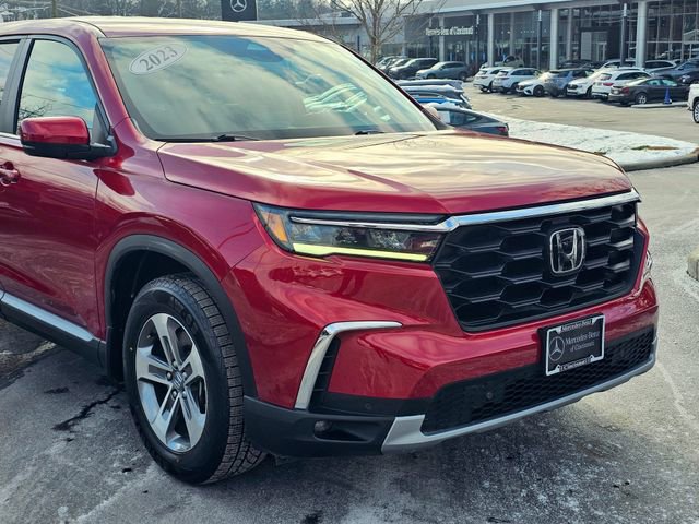 Used 2023 Honda Pilot EX-L image 2