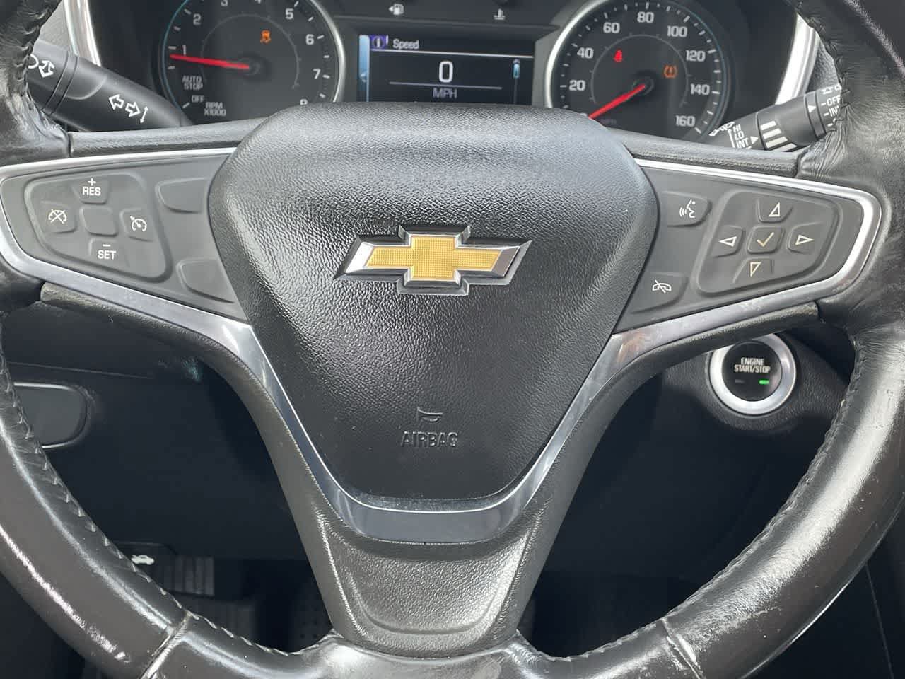 Used 2018 Chevrolet Equinox LT w/ Sun & Infotainment Package FWD image 10