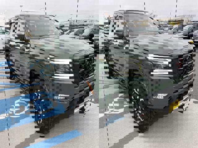 Certified 2023 Nissan Frontier PRO-4X w/ Pro Convenience Package image 3