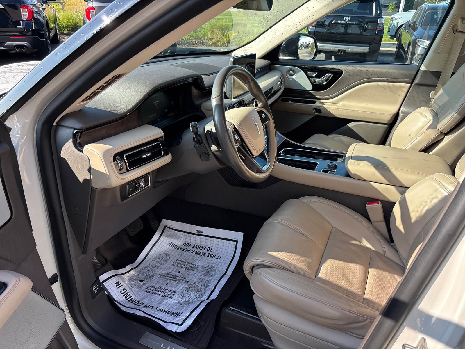 Certified 2020 Lincoln Aviator Reserve w/ Equipment Group 202A AWD/4WD image 24