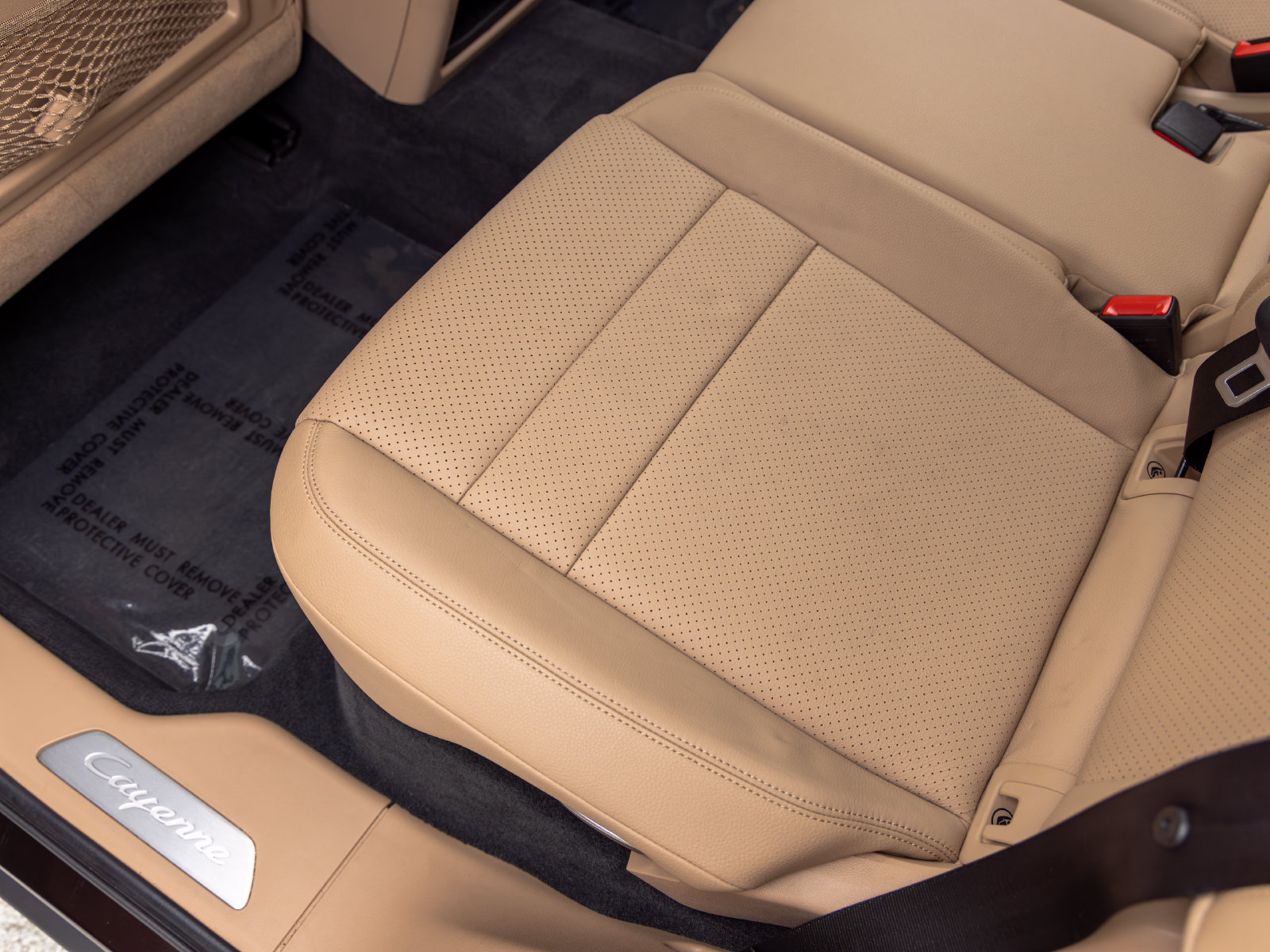 Certified 2021 Porsche Cayenne AWD/4WD image 43