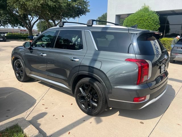 Used 2022 Hyundai Palisade SEL w/ Premium Package FWD image 4