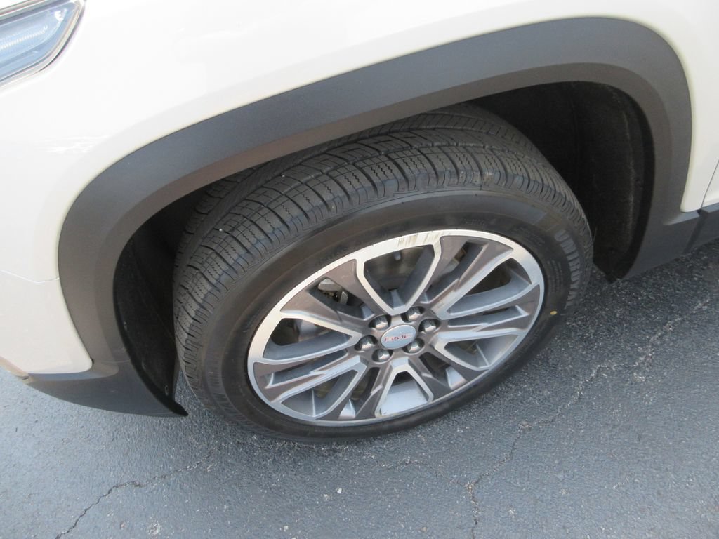 Used 2019 GMC Acadia SLT AWD/4WD image 13