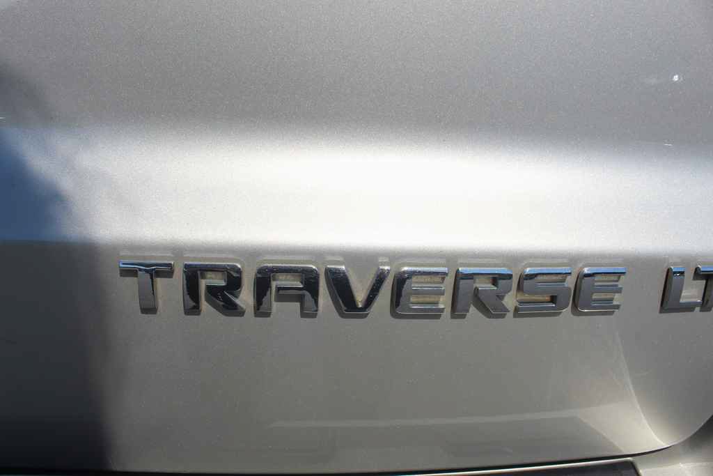Used 2016 Chevrolet Traverse LT w/ Traveler's Package AWD/4WD image 8