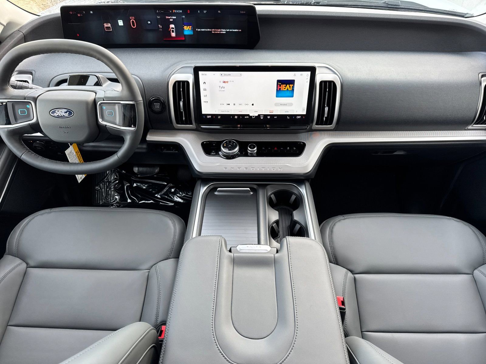 New 2026 Ford Expedition Active image 14