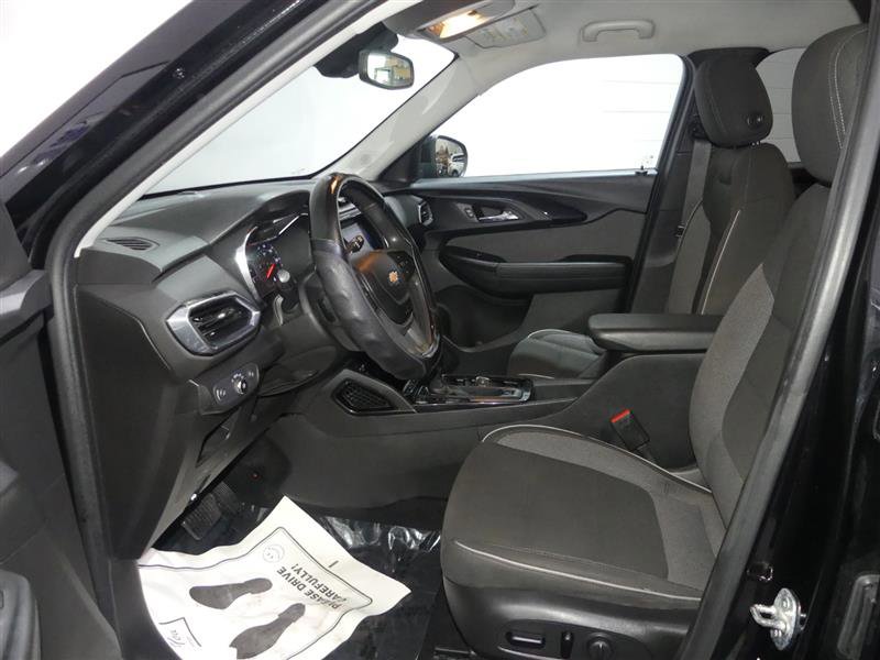 Used 2021 Chevrolet TrailBlazer LT w/ Convenience Package image 21