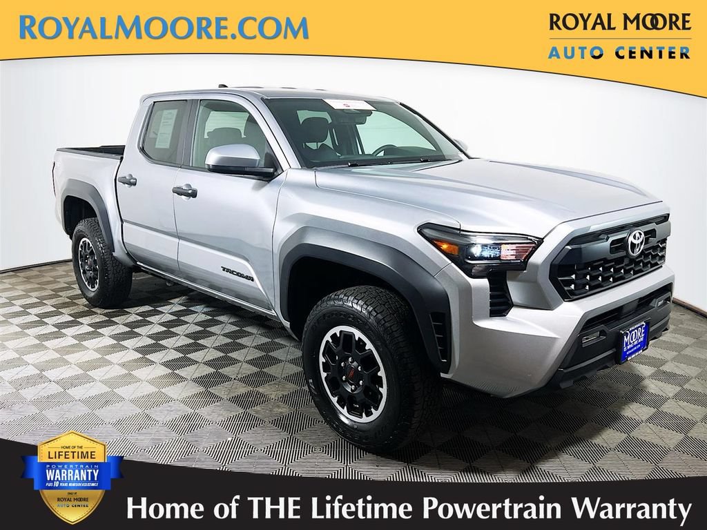 Certified 2025 Toyota Tacoma TRD Off-Road AWD/4WD image 1