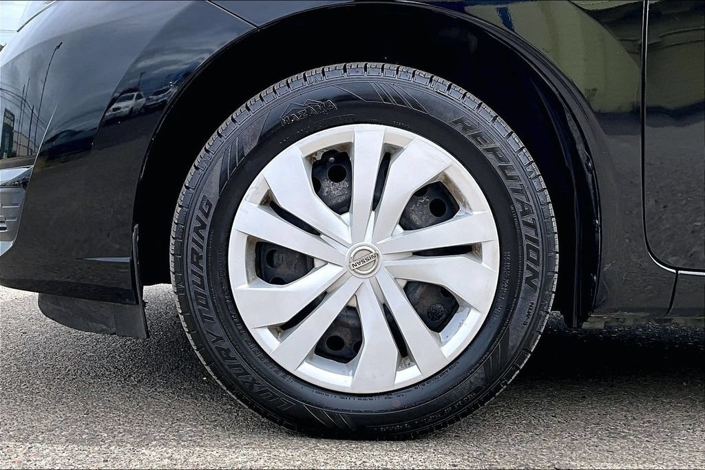 Used 2019 Nissan Versa Note SV FWD image 11