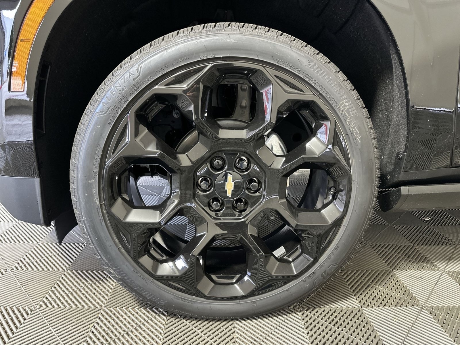 New 2026 Chevrolet Tahoe High Country AWD/4WD image 12