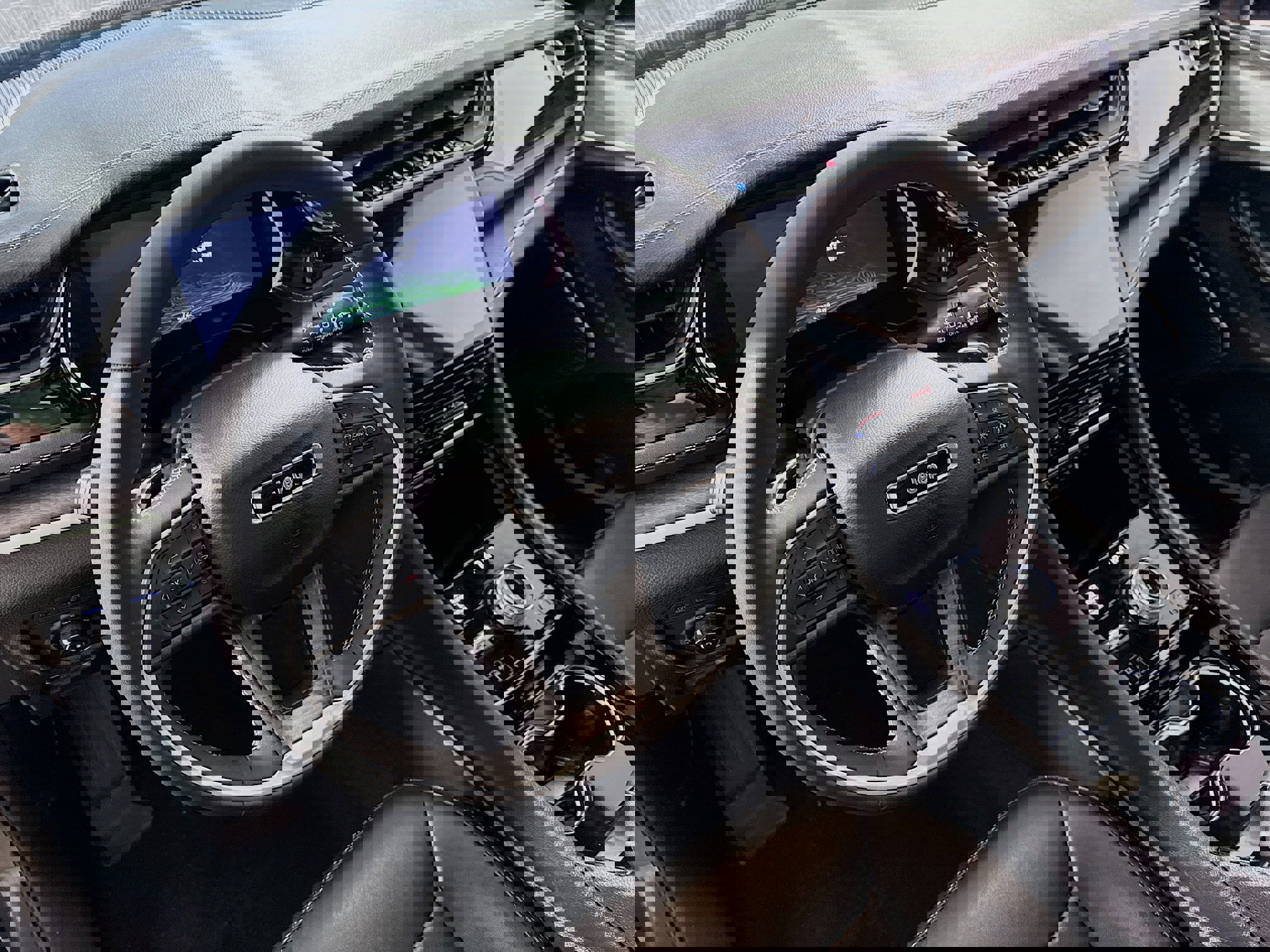 Used 2023 Jeep Grand Cherokee 4WD 4xe image 13