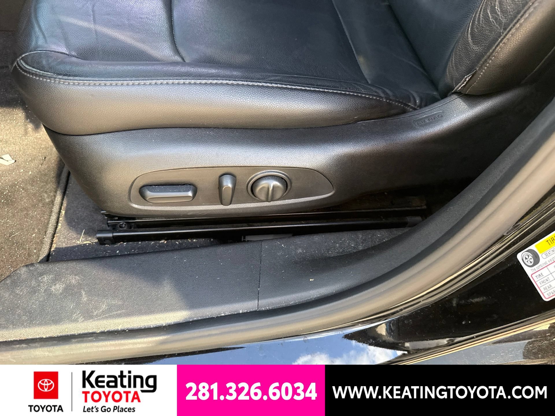 Used 2017 Chevrolet Malibu LT w/ Leather Package FWD image 12