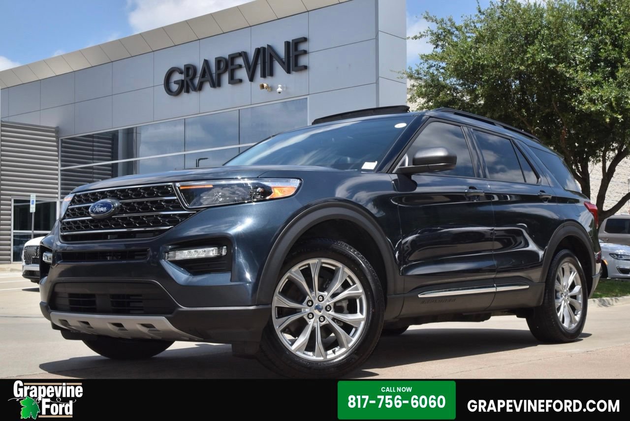 Certified 2024 Ford Explorer XLT w/ Equipment Group 202A AWD/4WD image 1