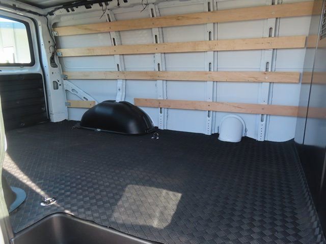 Used 2024 Chevrolet Express 2500 w/ Driver Convenience Package image 35