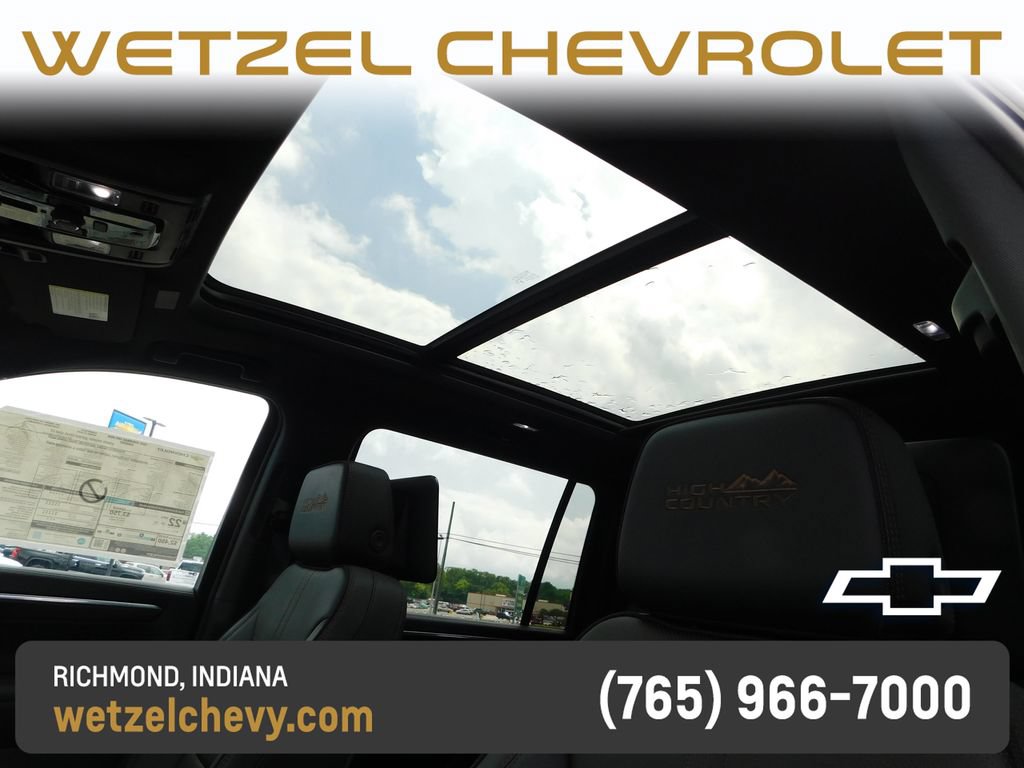 New 2026 Chevrolet Suburban High Country AWD/4WD image 13
