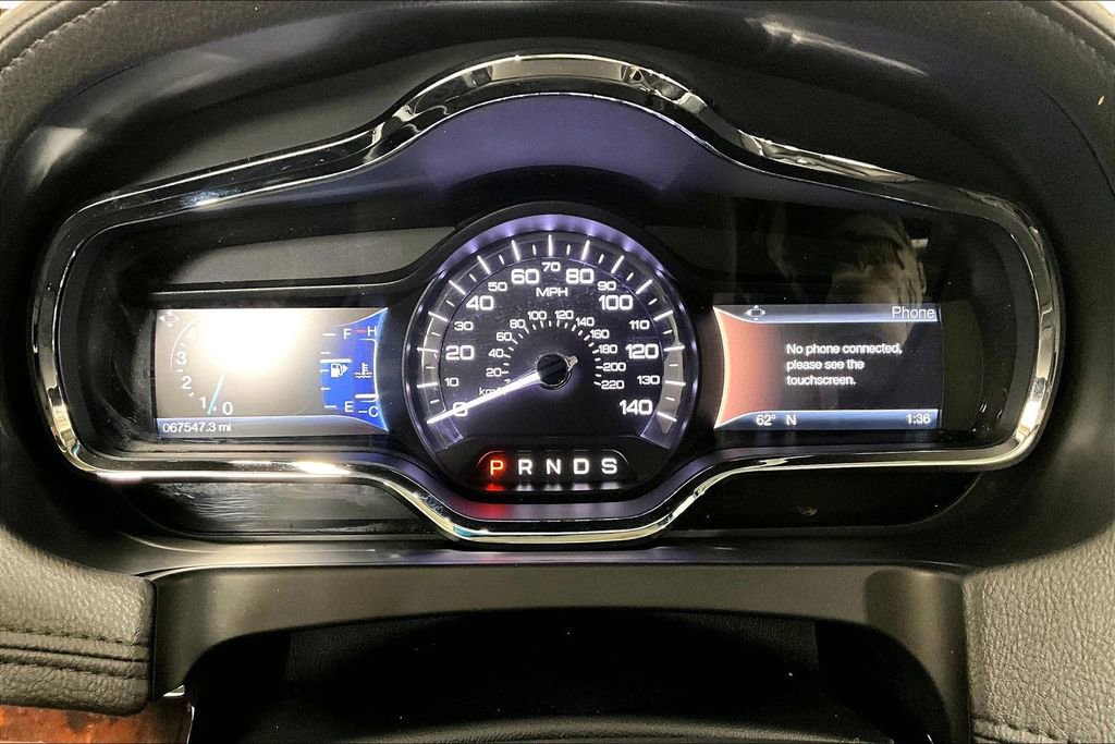 Used 2019 Lincoln MKT AWD image 20