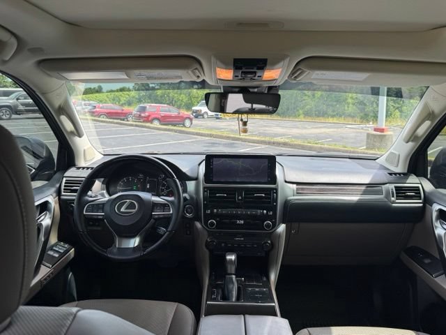 Used 2022 Lexus GX 460 Premium AWD/4WD image 19