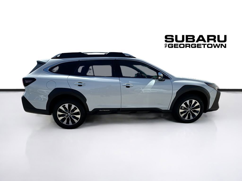 Used 2023 Subaru Outback Touring image 8