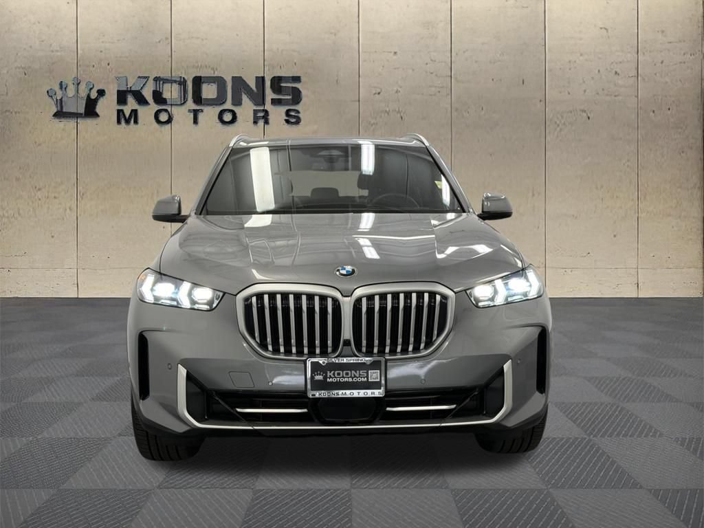 Used 2026 BMW X5 xDrive40i AWD/4WD image 3