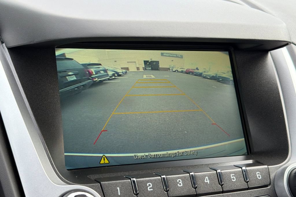Used 2017 Chevrolet Equinox LT w/ Convenience Package image 16