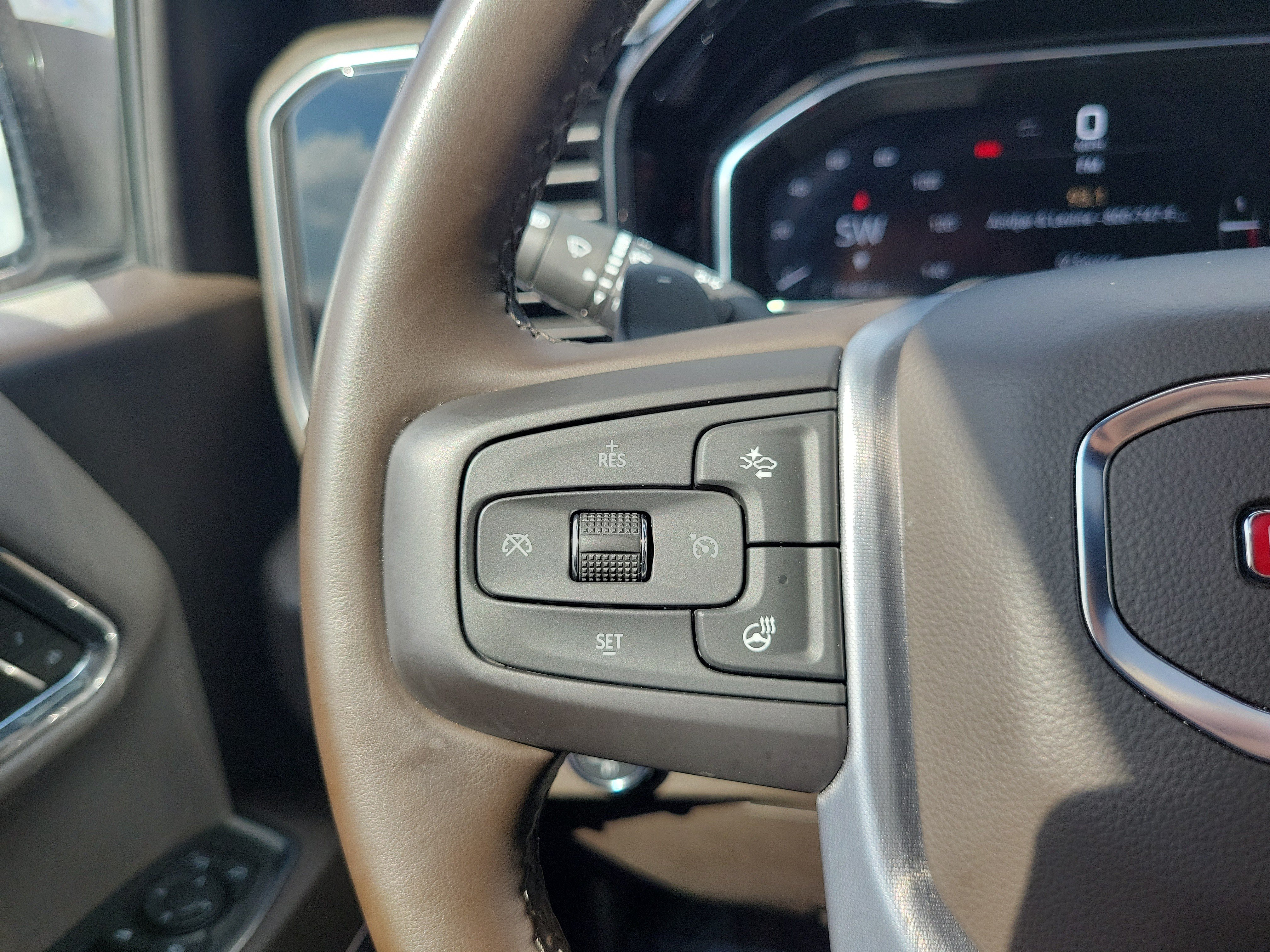 Used 2023 GMC Sierra 1500 SLT w/ SLT Premium Package AWD/4WD image 20