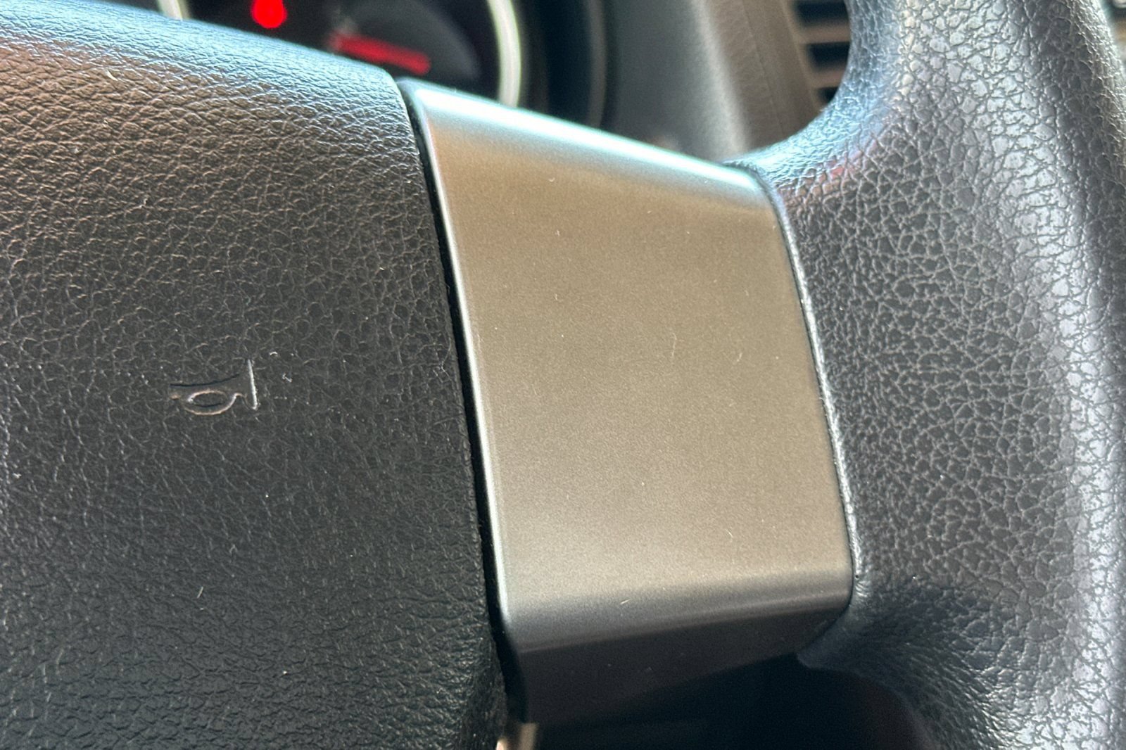 Used 2012 Nissan Versa 1.8 S FWD image 25