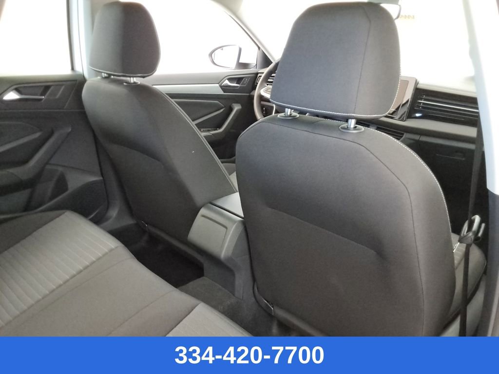 Used 2025 Volkswagen Jetta S image 19