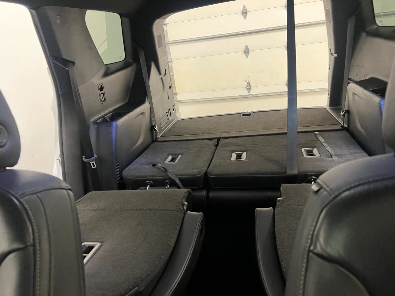 Used 2023 Chevrolet Traverse LT FWD image 31