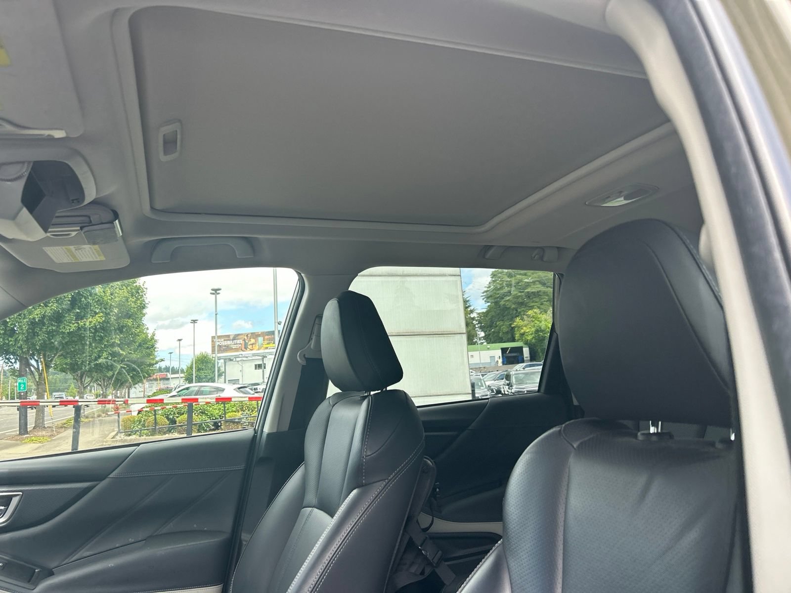 Used 2024 Subaru Forester Limited w/ Convenience Package AWD/4WD image 8
