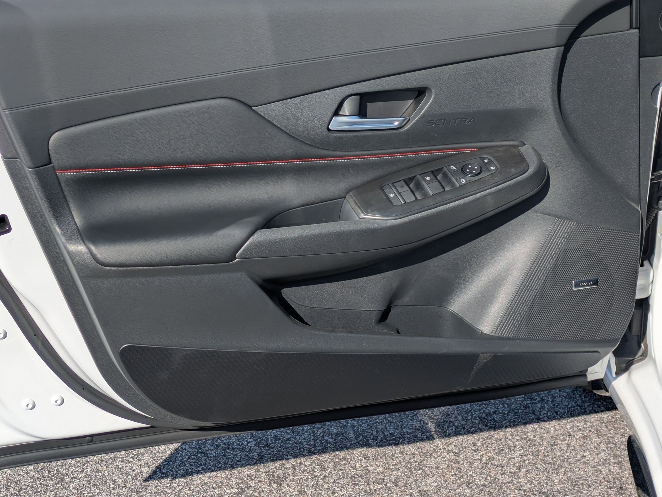 New 2026 Nissan Sentra SR w/ SR Premium Package FWD image 13